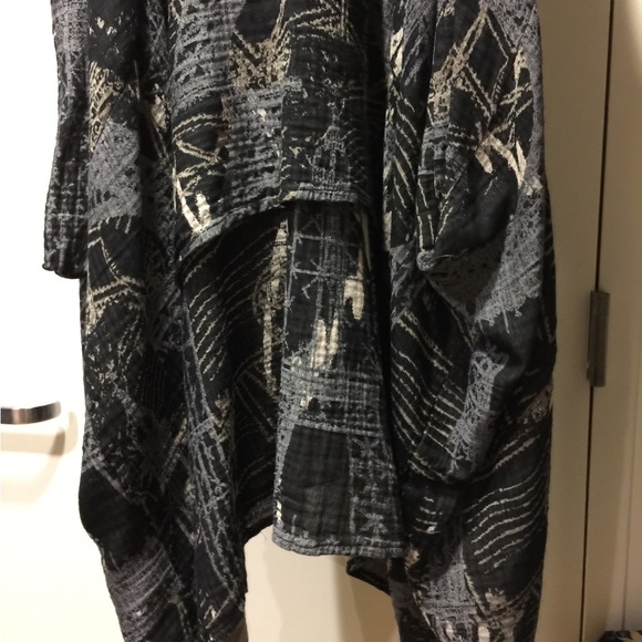 DRESSED TO KILL? Like new, worn once! Lagenlook Style. - Picture 10 of 13